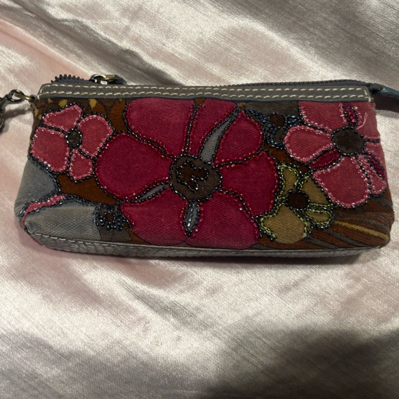 Rare Isabella Fiore clutch - Picture 2 of 3